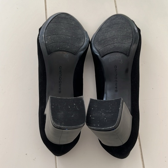 Bandolino Black Suede Shoes with Patent Block Heel, 6.5 - Picture 8 of 10